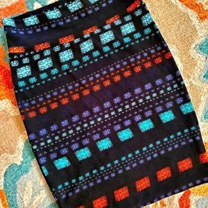 LULAROE CASSIE SKIRT GEOMETRIC PRINT